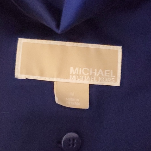 Rain coat - Picture 2 of 2